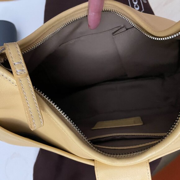 Coach Soho Leather Buckle Hobo – Near New - Picture 4 of 6